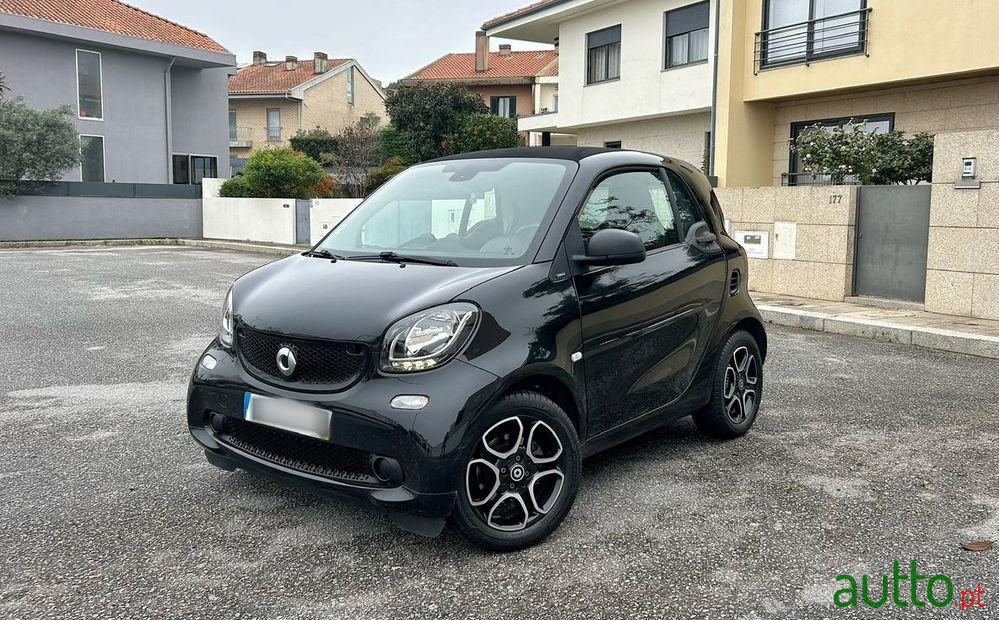 2018' Smart Fortwo 1.0 Passion 71 photo #1