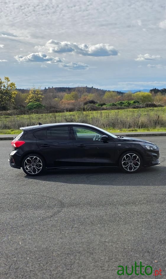 2018' Ford Focus photo #4