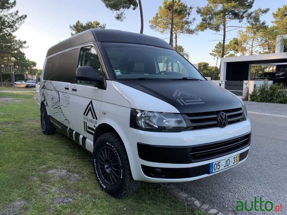 2011' Volkswagen T5 photo #1