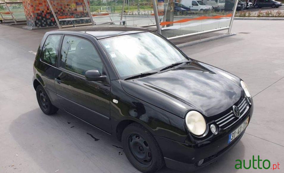 2002' Volkswagen Lupo photo #3