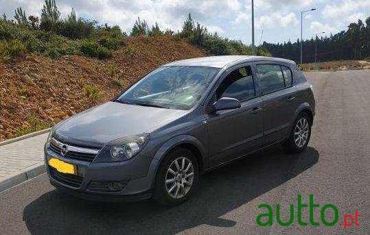 2007' Opel Astra photo #2