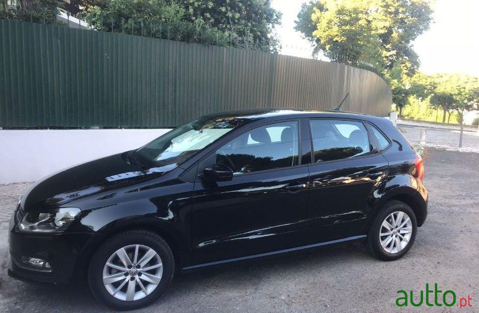 2017' Volkswagen Polo Connect photo #1