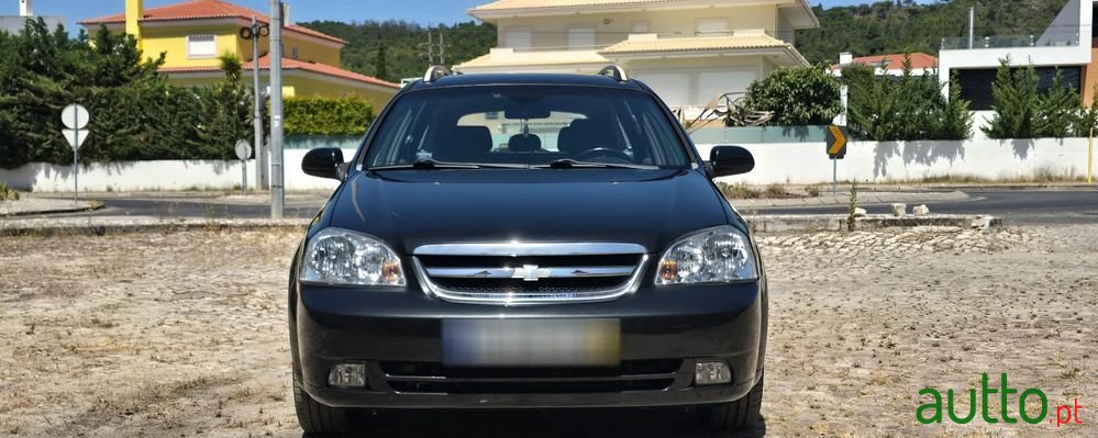 2007' Chevrolet Nubira Sw photo #5