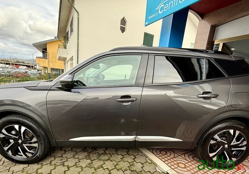 2021' Peugeot 2008 1.5 Bluehdi Allure photo #5