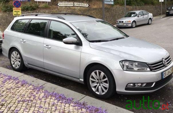 2013' Volkswagen Passat Variant photo #1