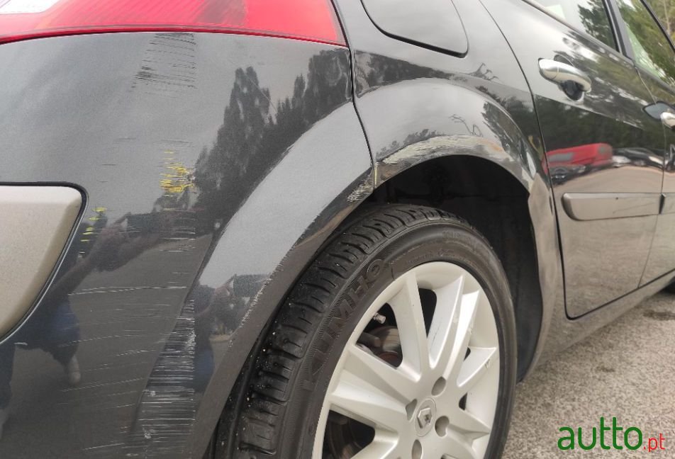 2005' Renault Megane photo #6