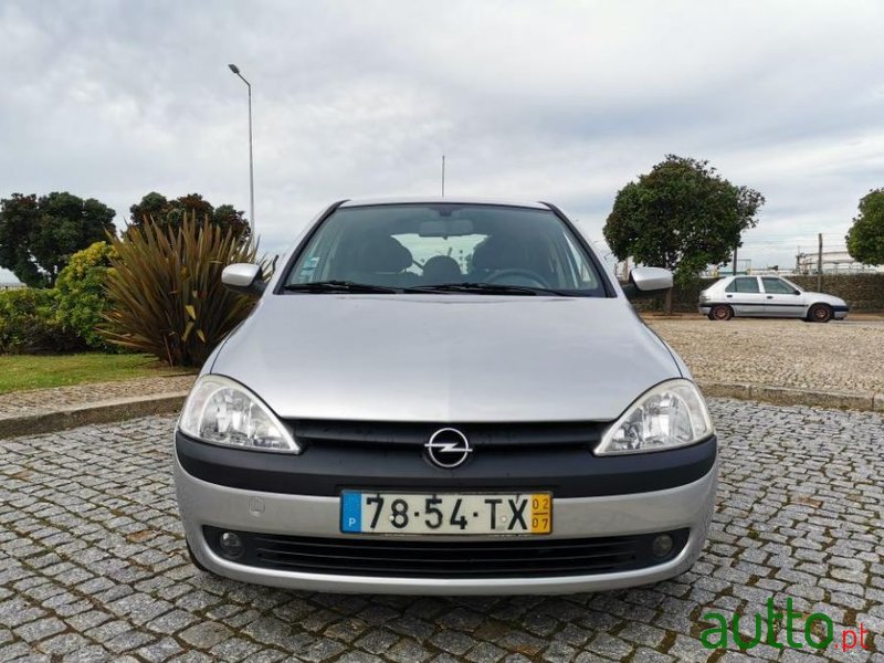 2002' Opel Corsa photo #3