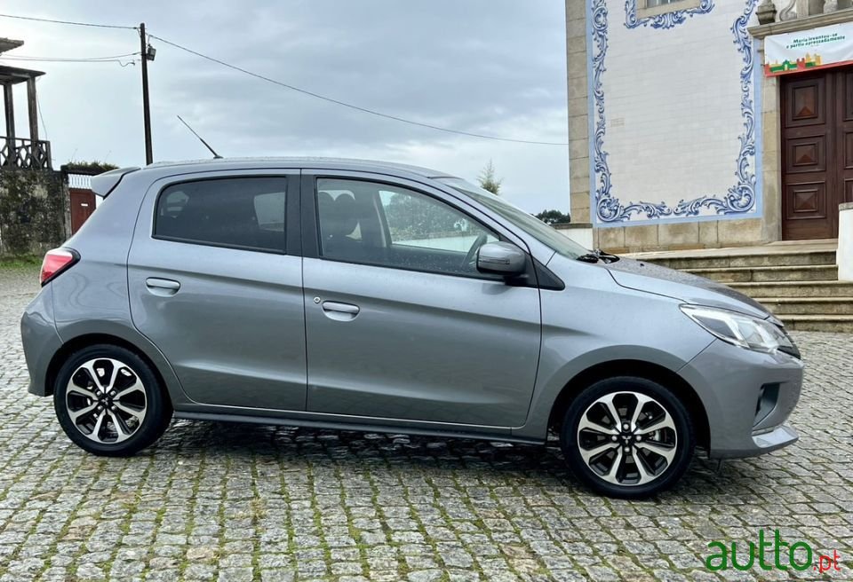 2022' Mitsubishi Space Star photo #4