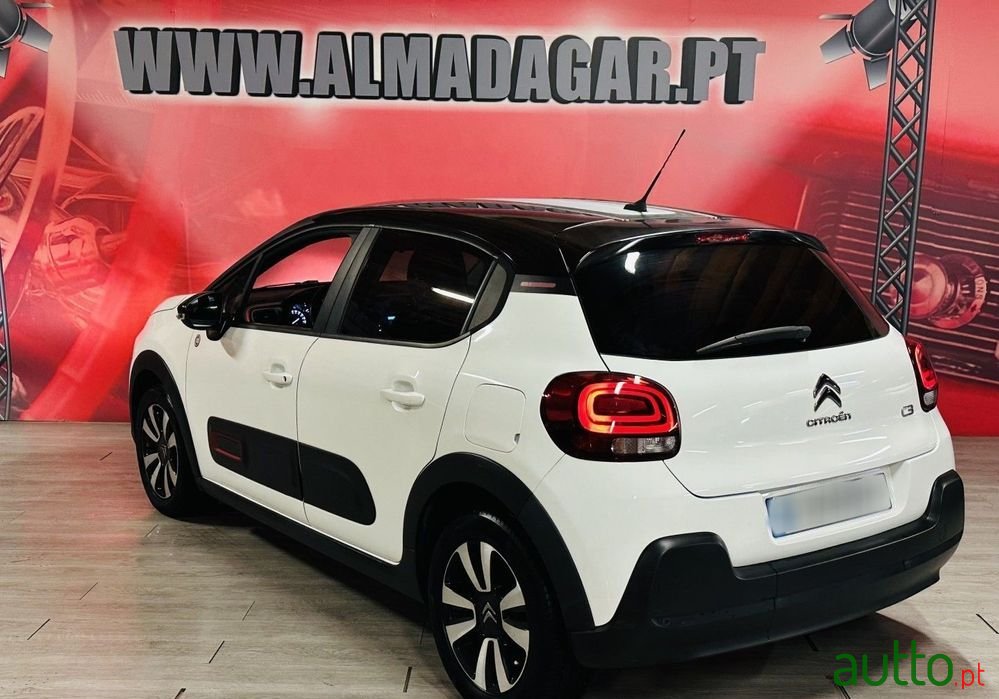 2021' Citroen C3 1.2 Puretech Shine photo #4