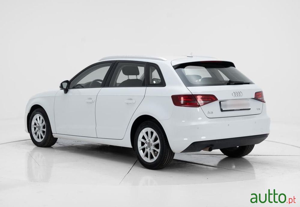2016' Audi A3 Sportback photo #4