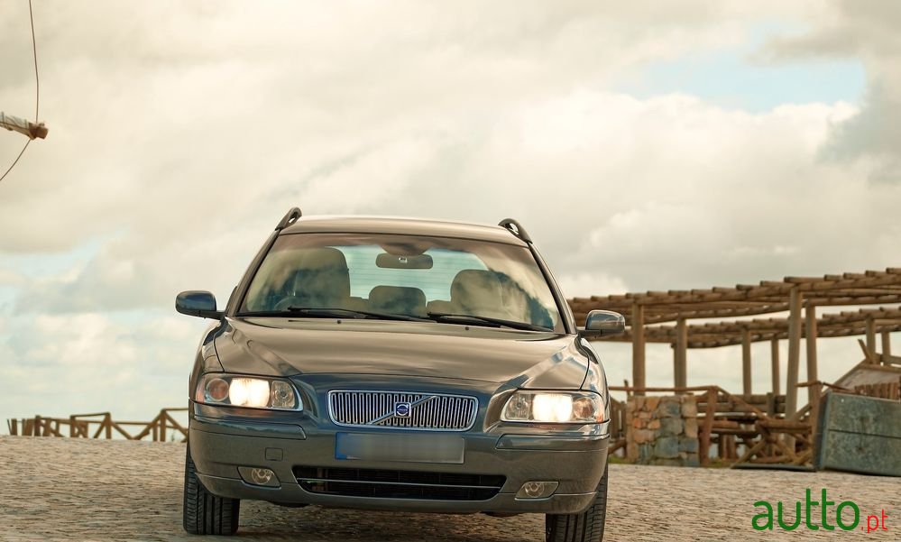 2006' Volvo V70 2.0 T Nivel 2 photo #4