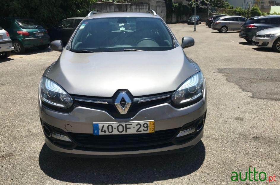 2013' Renault Megane Sport Tourer photo #3