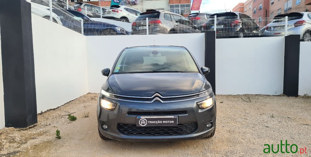 2016' Citroen C4 Grand Picasso photo #5