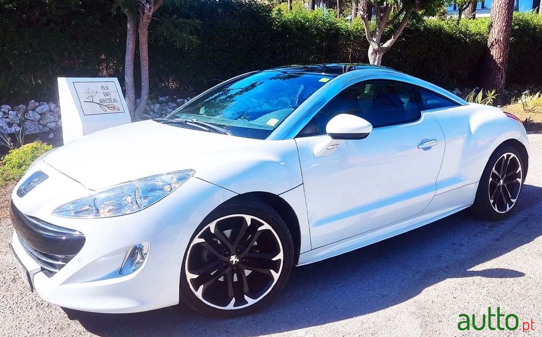 2012' Peugeot RCZ photo #2