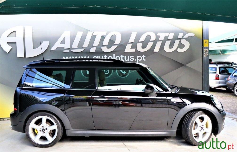 2011' MINI Cooper photo #3