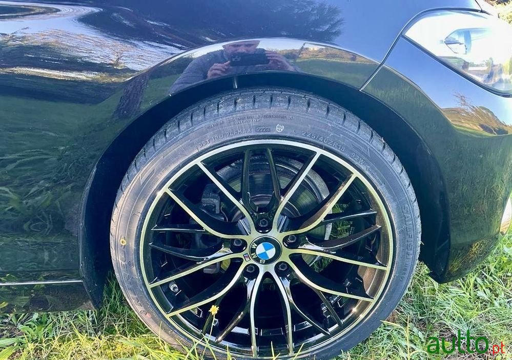 2017' BMW Série 1 D Efficientdynamics photo #3