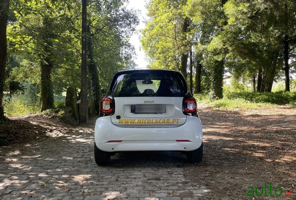 2021' Smart Fortwo Electric Drive Passion photo #6