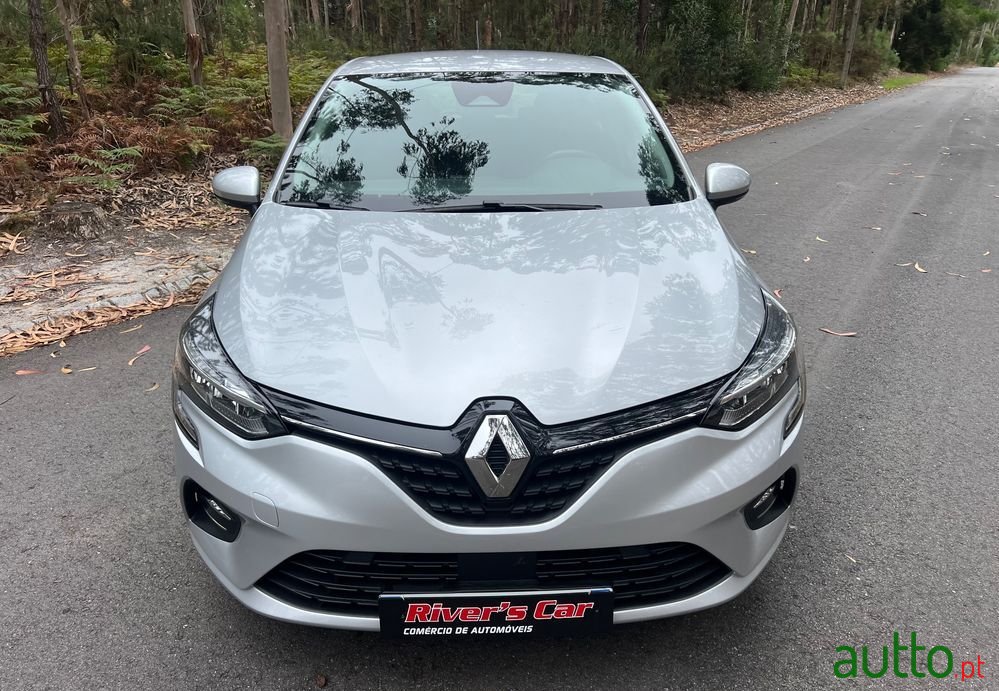 2020' Renault Clio photo #3