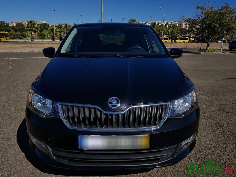 2015' Skoda Fabia 1.2 Tsi Style photo #2