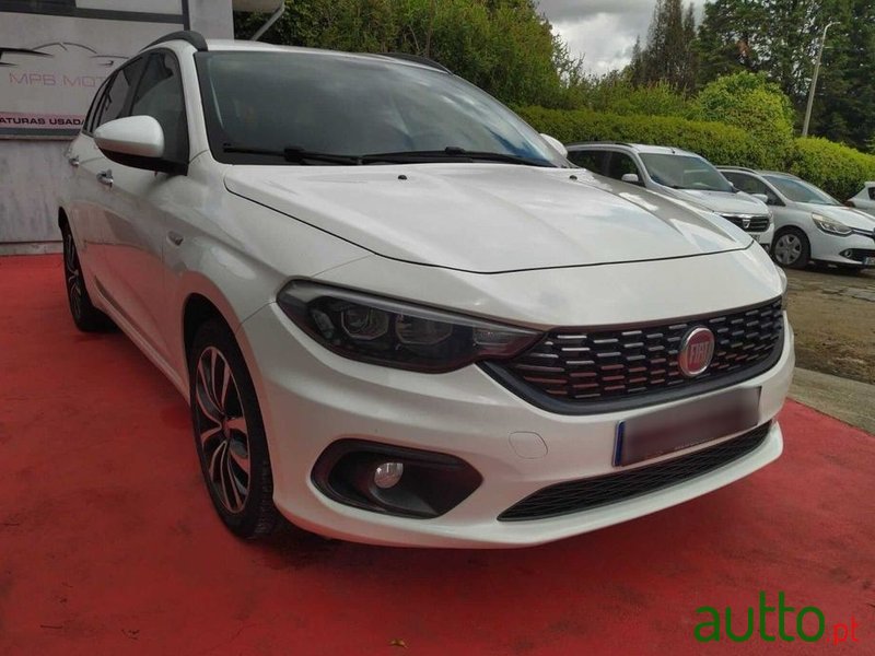 2019' Fiat Tipo Station Wagon photo #3