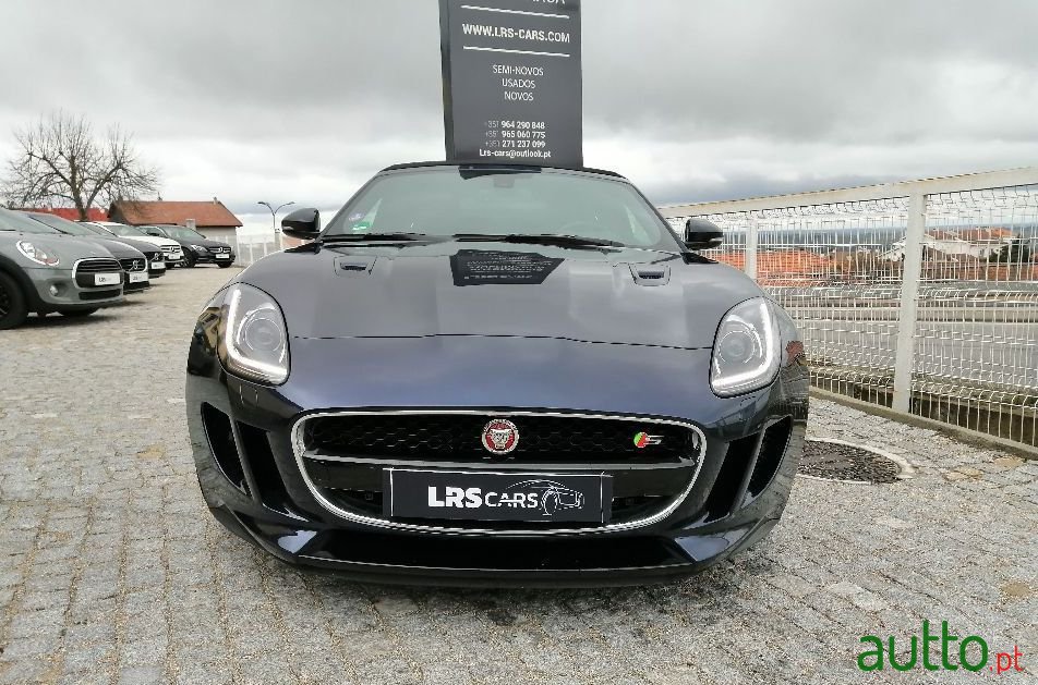 2016' Jaguar F-Type photo #4