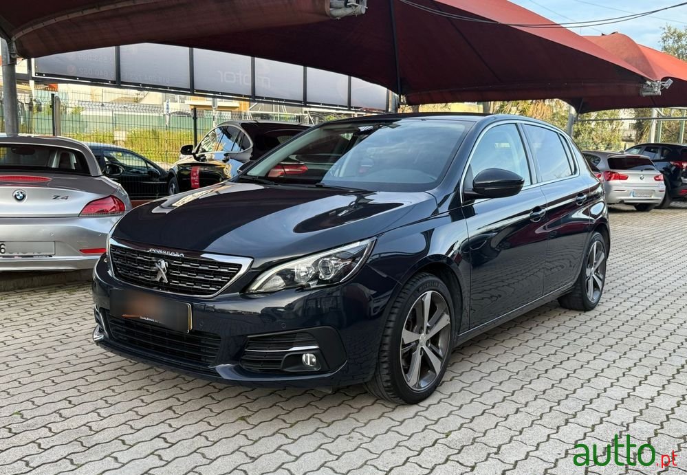 2018' Peugeot 308 1.5 Bluehdi Allure photo #1