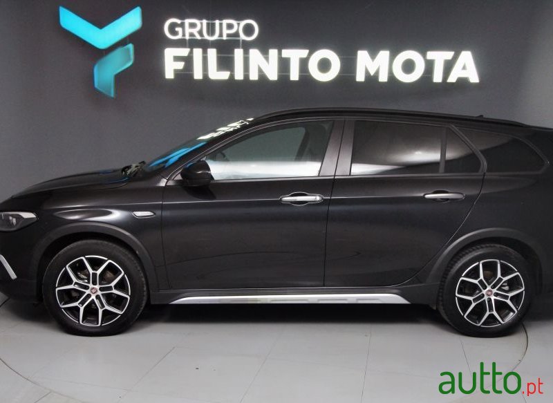 2023' Fiat Tipo Station Wagon photo #5