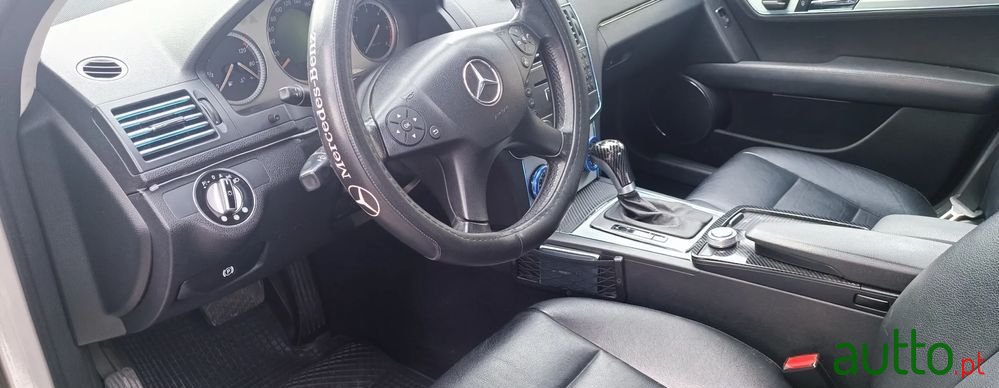 2007' Mercedes-Benz 220 photo #6