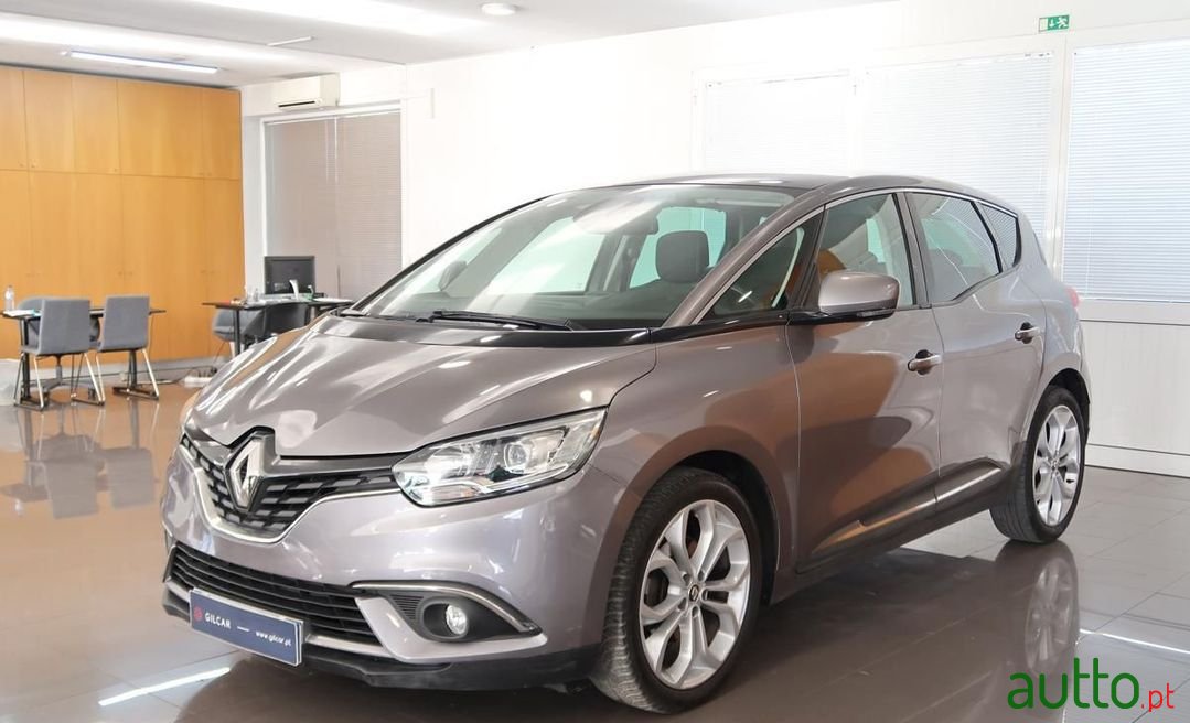 2017' Renault Scenic photo #1