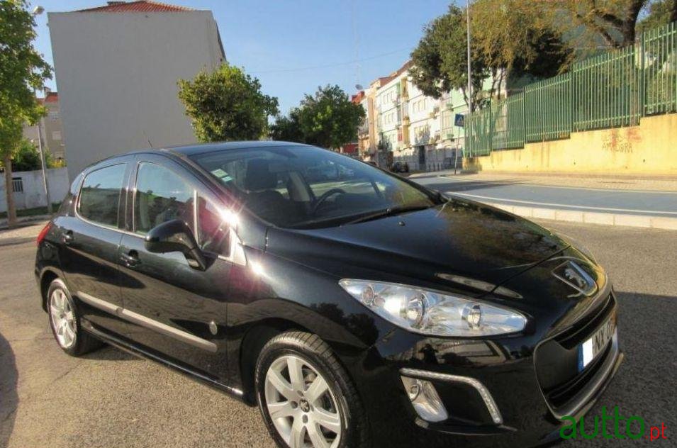 2013' Peugeot 308 1.6 E-Hdi Se Envy Cvm6 photo #1