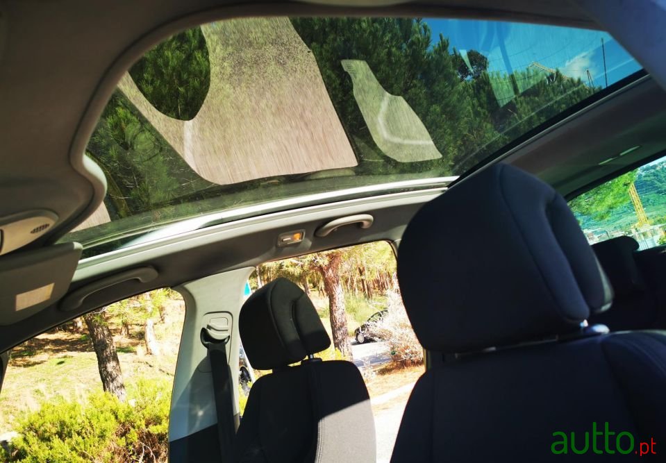 2009' Peugeot 308 Sw photo #5