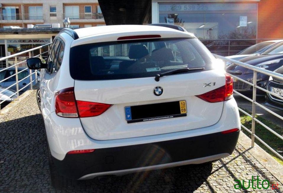 2012' BMW X1 18 D Sdrive photo #2