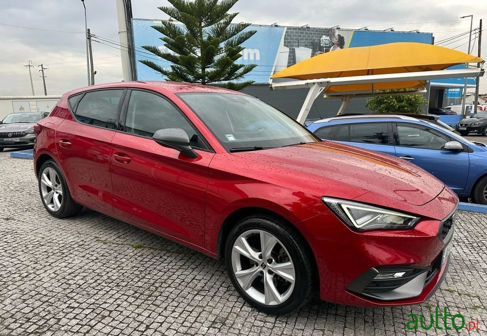 2021' SEAT Leon photo #3