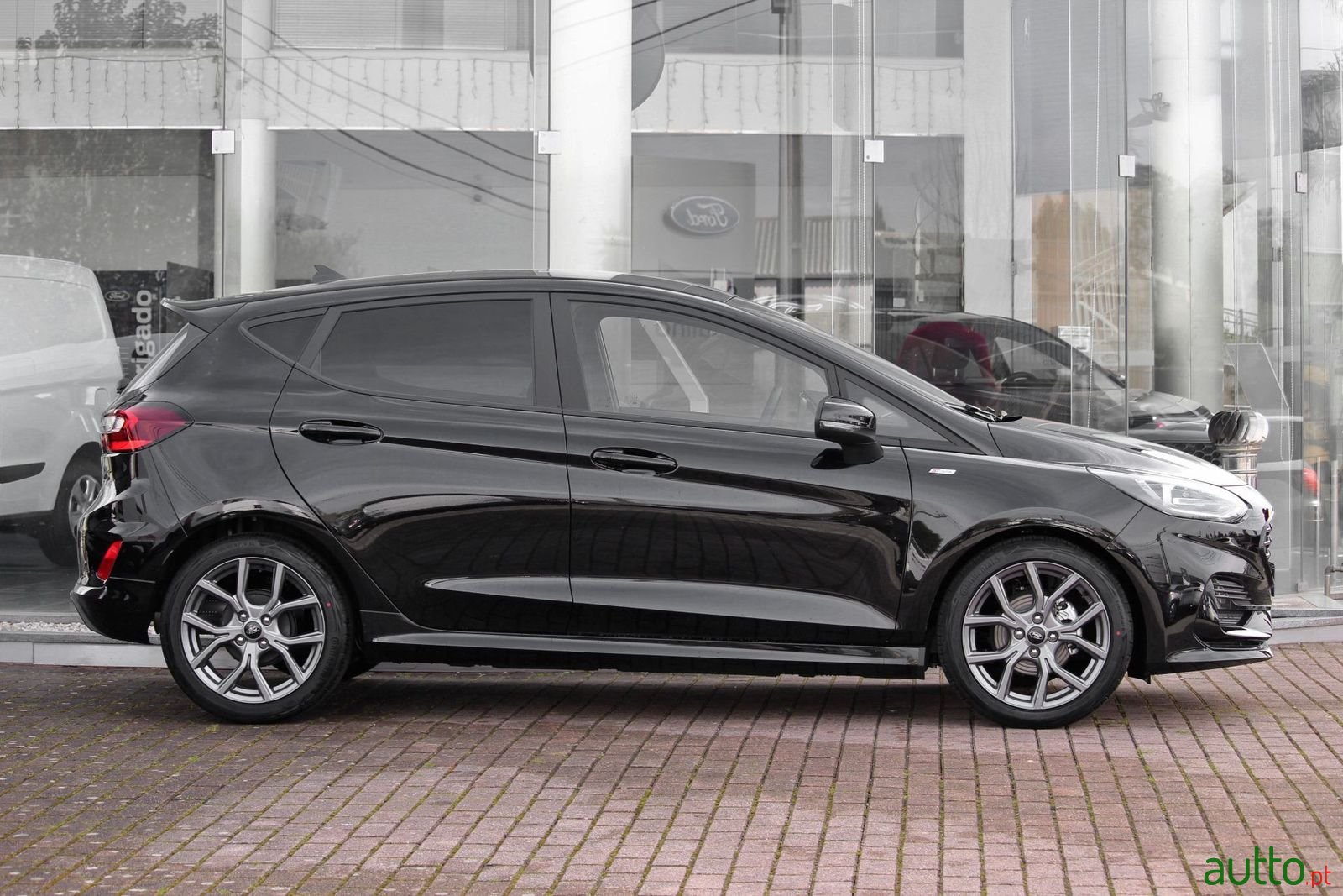 2023' Ford Fiesta photo #4