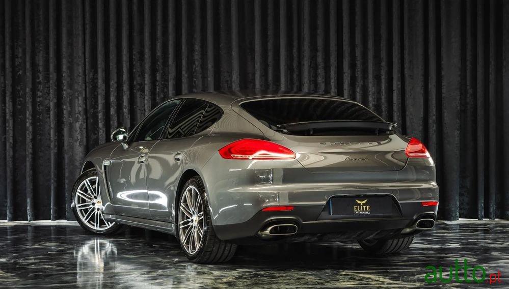 2015' Porsche Panamera Edition photo #4