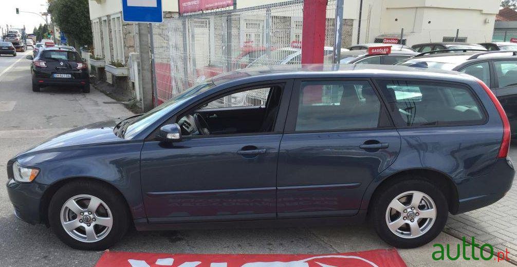 2008' Volvo V50 1.6 D Kinetic photo #2