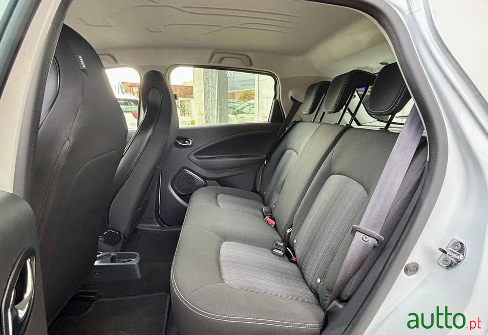 2019' Renault Zoe photo #6