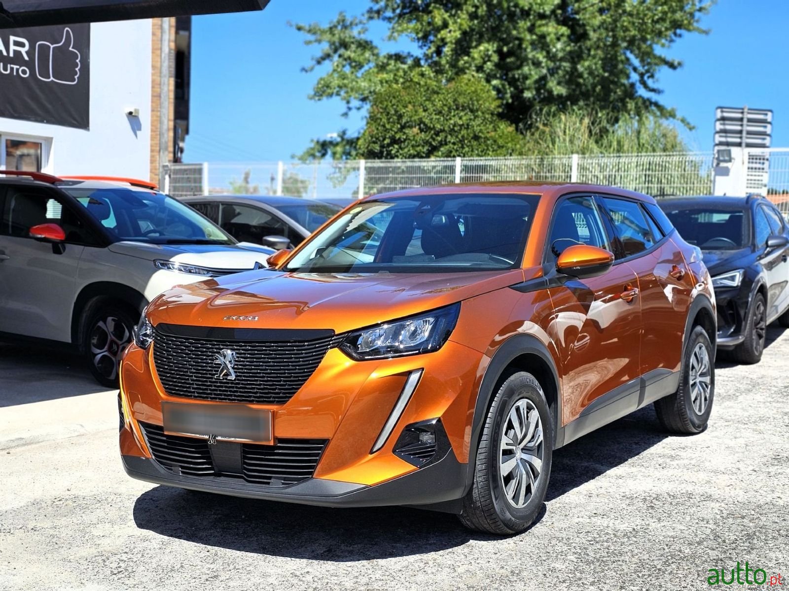 2020' Peugeot 2008 photo #2