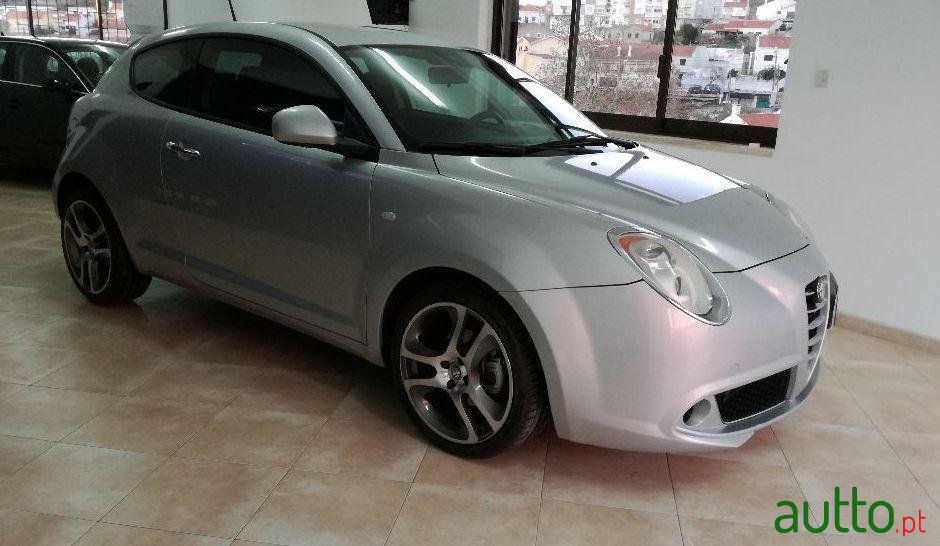 2012' Alfa Romeo MiTo photo #1