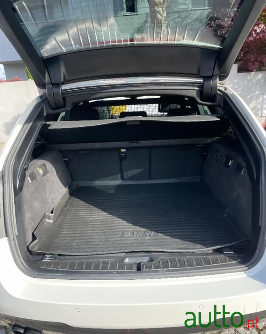 2010' BMW 520 photo #5