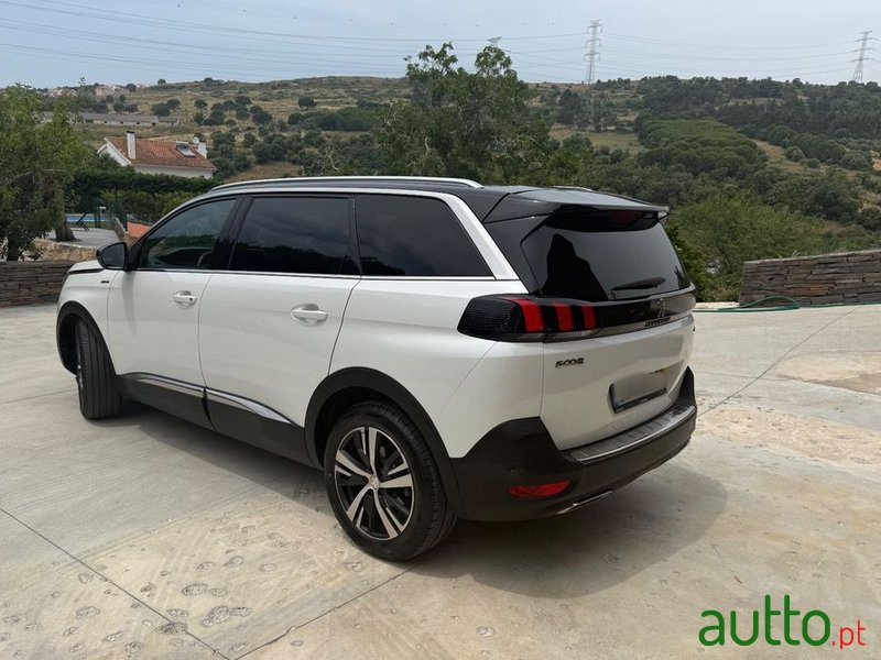 2017' Peugeot 5008 Gt Line photo #4