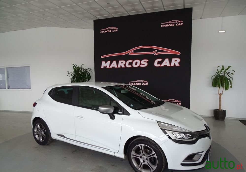 2017' Renault Clio photo #1