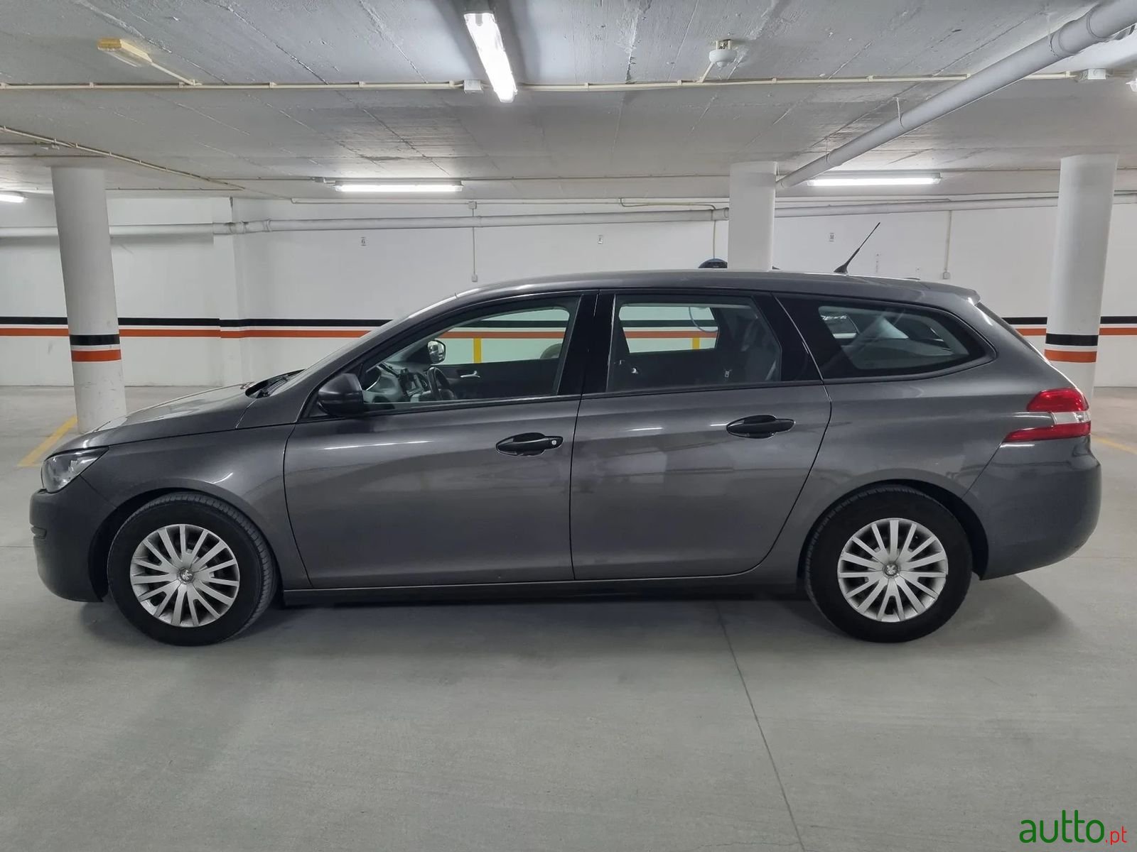 2016' Peugeot 308 Sw photo #2