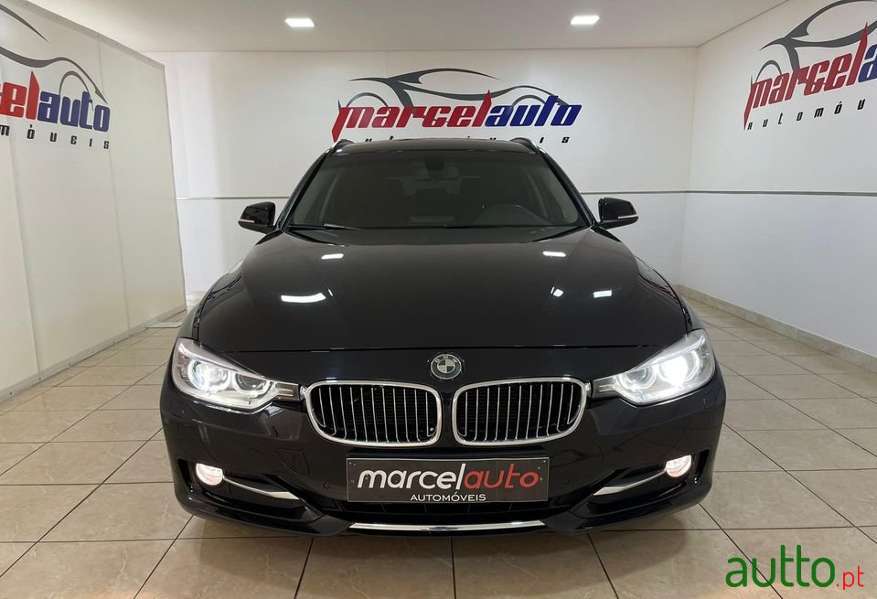 2012' BMW 318 photo #2