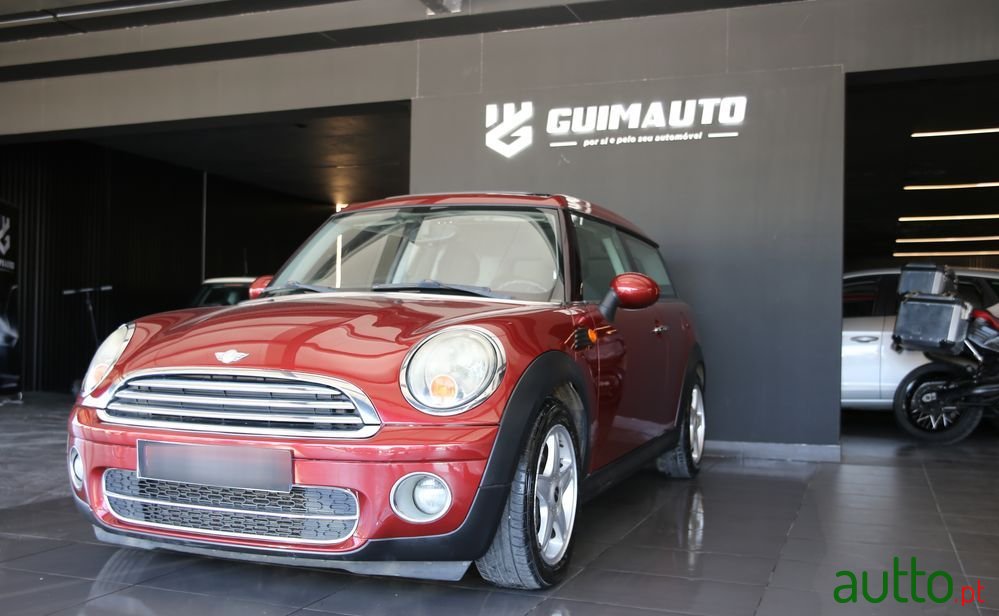 2008' MINI Clubman Cooper D photo #3