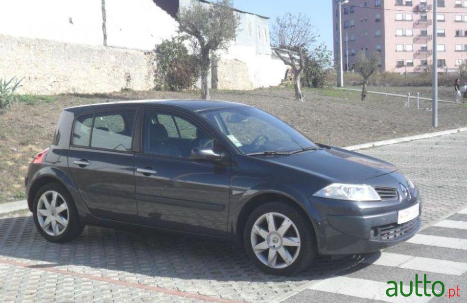 2007' Renault Megane photo #1