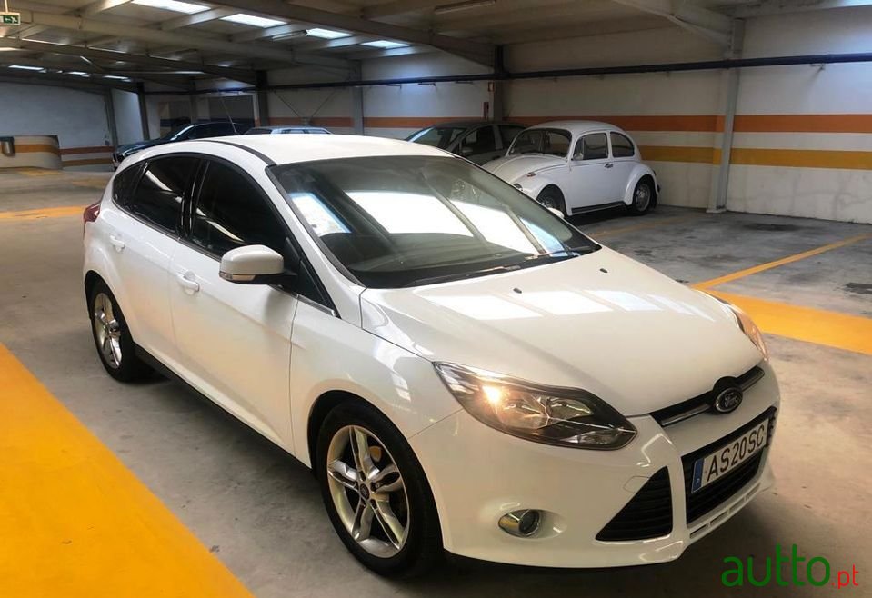 2014' Ford Focus photo #4