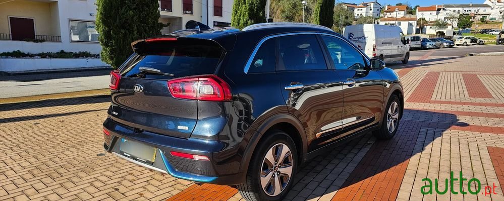2018' Kia Niro 1.6 Gdi Phev Tx photo #2
