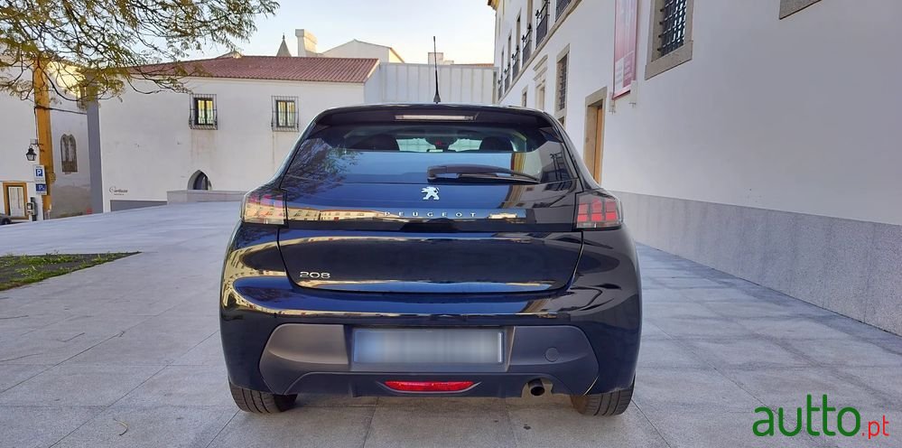 2020' Peugeot 208 1.2 Puretech Active photo #3