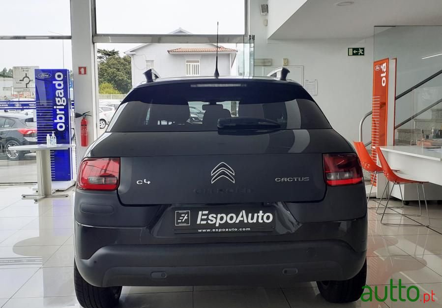 2016' Citroen C4 Cactus photo #5